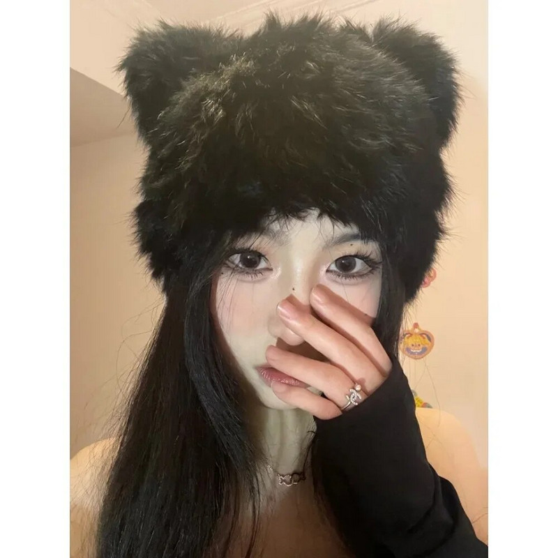 Melnā lāča ausis Truša kažokādas cepure Jauka plīša ietīšanas galvas cepure auksta silta kažokādas cepure Ziemas cepure sievietēm Y2k meitenēm korejiešu cepures trikotāžas cepure
