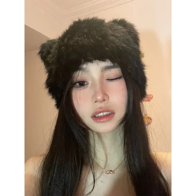 Melnā lāča ausis Truša kažokādas cepure Jauka plīša ietīšanas galvas cepure auksta silta kažokādas cepure Ziemas cepure sievietēm Y2k meitenēm korejiešu cepures trikotāžas cepure