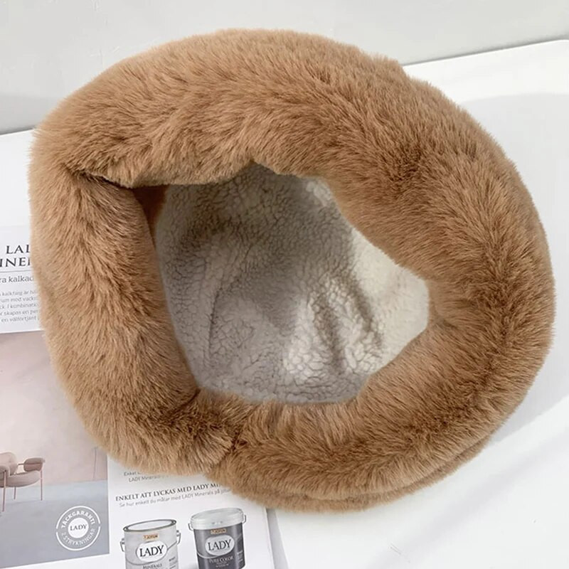 Nauja minkšta sustorėjusi pliušinė žieminė skrybėlė su kibirėliu mados lauke šiltos kepuraitės Žvejo kepurė Mados tendencijos moteriškos nuo vėjo nepraleidžiančios Panamos kepurės