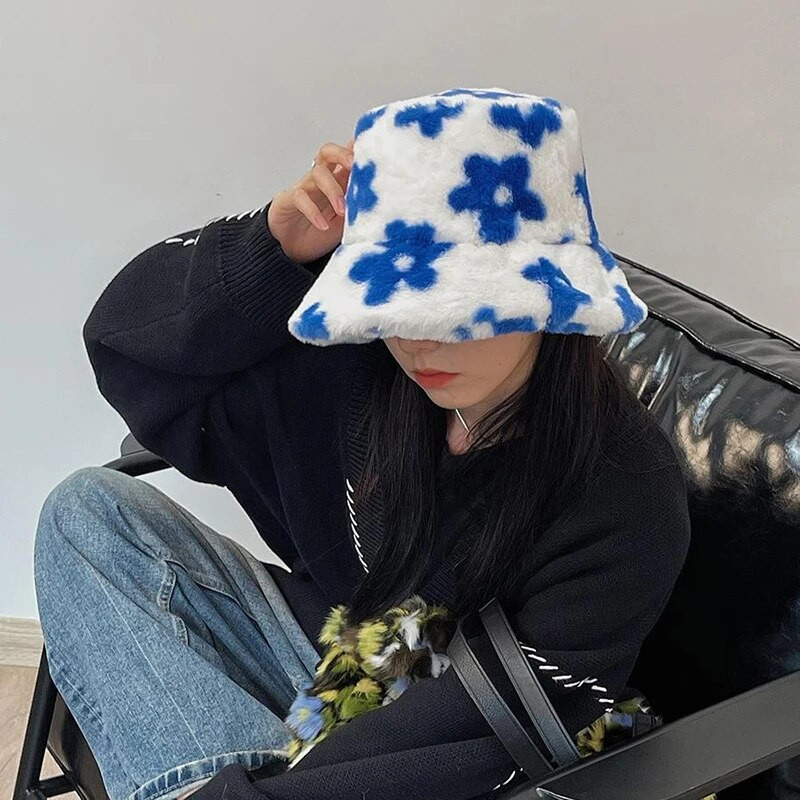 Ziedu plīša kausa cepure sievietēm Mākslīgās kažokādas Zvejnieka cepure Ziemas Bieza Silta Panamas Cepures Mīksta Samtaina Pūkaina Basin Cepure Ziedu Pārsegs
