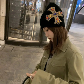 Μικρό σταυρωτό μάλλινο καπέλο Unisex Street Hip Hop Εξατομικευμένο πλεκτό Baotou Προστασία αυτιών Cold Hat Fashion