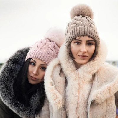 Rudeninė žieminė moteriška kepurė didelis plaukų rutulys plius aksominės kepuraitės lauke šiltos megztos kepuraitės tvirto atlaso gaubtas gorros mujer invierno