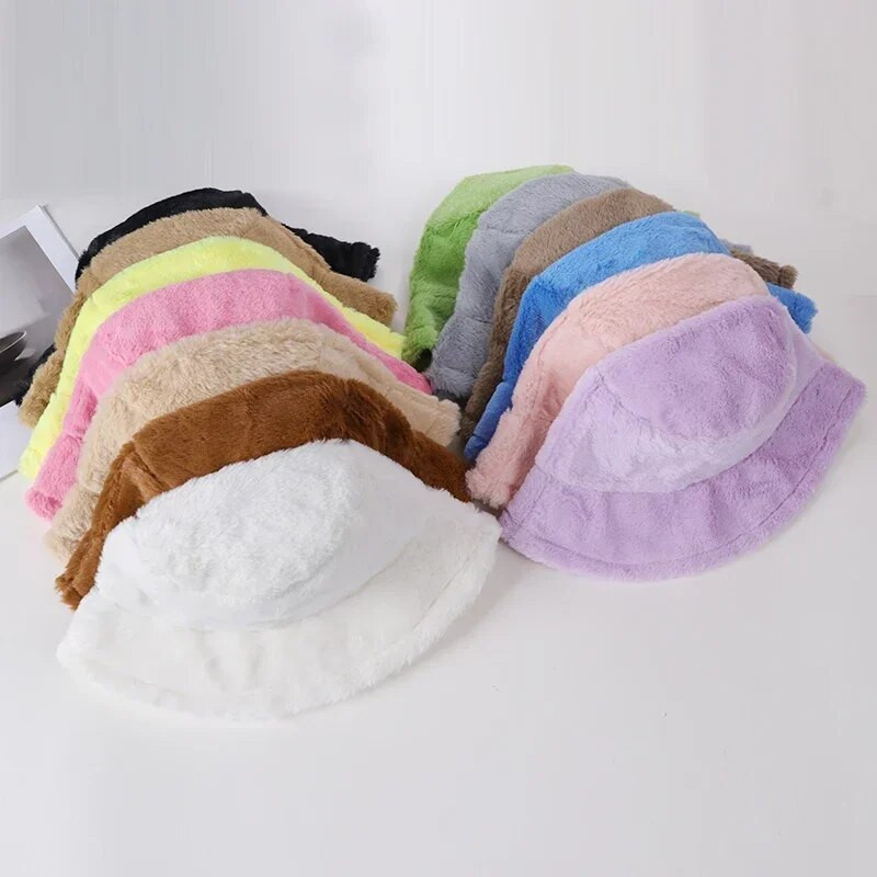 Naujos žiemos mados šiltos dirbtinio kailio pūkuotos kepuraitės rudeninės storos kepuraitės minkštos pūkuotos žvejo kepuraitės panamos kepuraitės