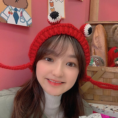 2020. gada sieviešu cepures ziemas ar pomponu Jauka vardes cepure Tamborēta liela Trikotāžas meitenēm Kostīms Beanie Ziemassvētku modes Cepures Cepures