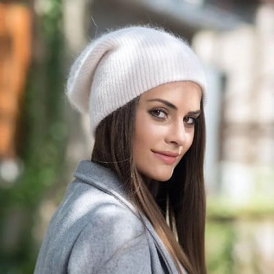 2019. gada jaunas augstas kvalitātes ziemas cepures sievietēm ar kašmira pupiņām Ladise trikotāžas vilnas skullies vāciņš Angora Pompom Gorros