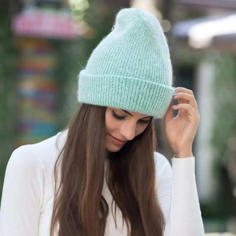 2019. gada jaunas augstas kvalitātes ziemas cepures sievietēm ar kašmira pupiņām Ladise trikotāžas vilnas skullies vāciņš Angora Pompom Gorros