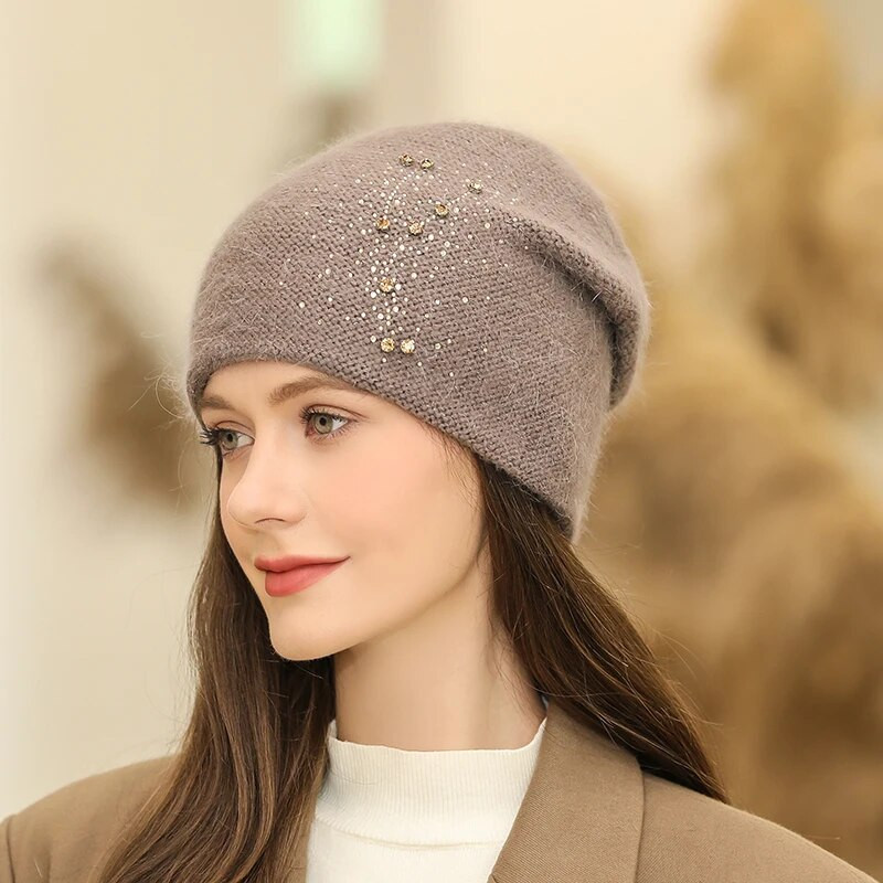 2022. aasta uus naiste talvemüts Mood Rhinestones Beanie Müts Küüliku karusnaha segu soe talvemüts Naiste tuulekindel kootud müts