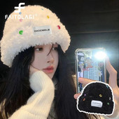 Krāsainas pogas Plīša pupiņas Sievietēm Pūkainas Kažokādas Ausu aizbāžņi Cepurīte Ziemas Ausu Aizsargcepure Korejas meitene Slēpošanas pārsegs Silta galvassega