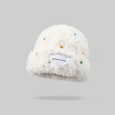 Krāsainas pogas Plīša pupiņas Sievietēm Pūkainas Kažokādas Ausu aizbāžņi Cepurīte Ziemas Ausu Aizsargcepure Korejas meitene Slēpošanas pārsegs Silta galvassega