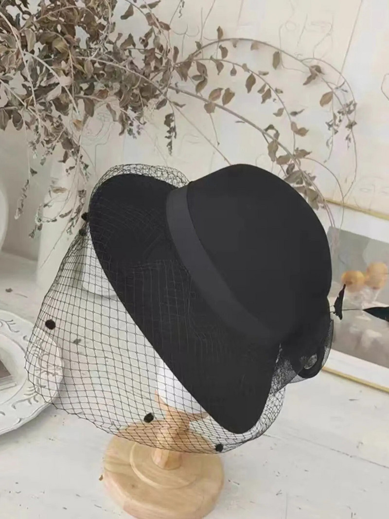 Vienkrāsu ziemas cepure Bērnu cepure ar lielām malām sietveida vilnas cilindriskā cepure sievietēm britu ziemas slavenību retro kupola baseina cepure