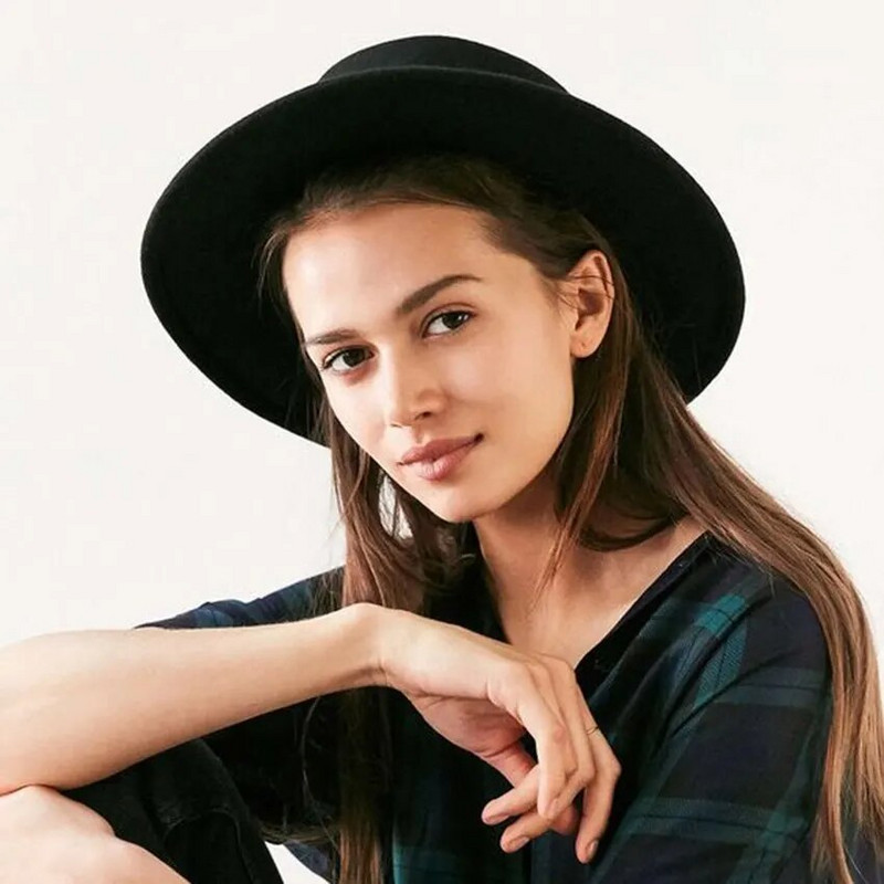 Ziemas rudens sieviešu plakana Fedora cepure elegantai dāmu vilnas cūkgaļas pīrāga Boater Sombrero Mujer cepure ar spalvu fascinējošām cepurēm