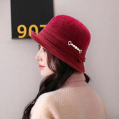 Új divatos téli meleg vödörsapka nőknek egyszínű Fedoras elegáns plüss mosdósapkák Pearl Decor Colthing kiegészítőkkel