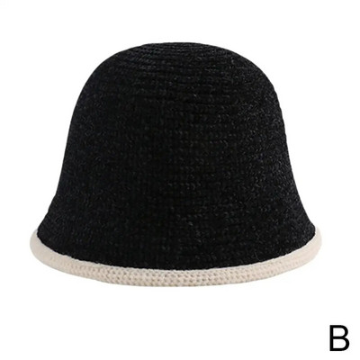 Zvejnieka cepure Sieviešu rudens/ziemas daudzpusīga seja, kurā redzama maza trikotāžas cepure, silta un moderna krāsaina bloka cepure