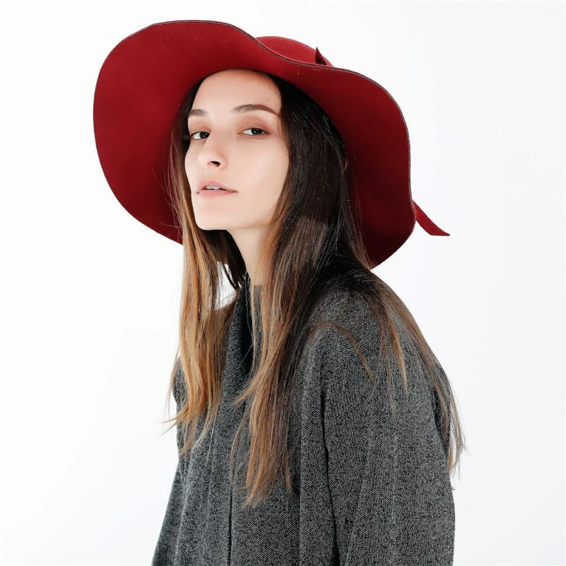 Zīmols Ziemas Rudens Vilnas Sieviešu Sieviešu Fedoras Top Cepures European American Round Caps Bowler Cepures fascinējošās cepures baznīcas cepure1074