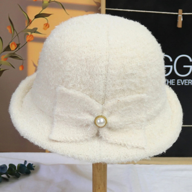 Ziemas kausa cepure sievietēm bieza silta ausu aizsargvāciņa franču vilnas cepure Lady Panama āra pārgājieniem trikotāžas zvejnieka cepure