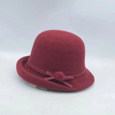 Rudens un ziemas sievietes Fedoras kupolveida kokvilnas cepures 56-58 cm mazas kažokādas bumbas dekorācijas ar izliektām malām augšējās cepures franču stilā