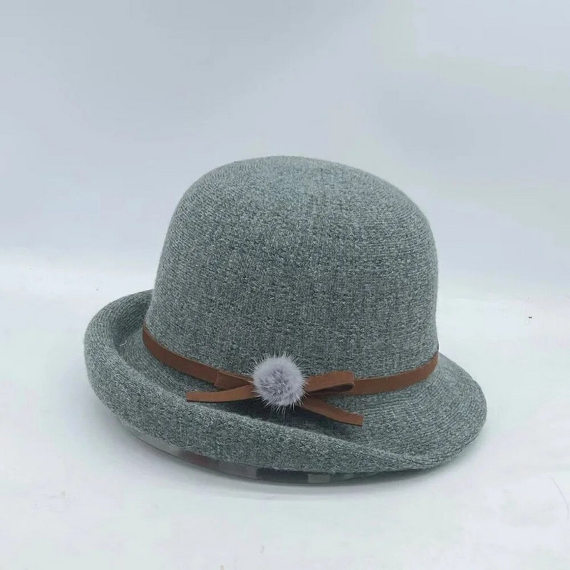 Rudens un ziemas sievietes Fedoras kupolveida kokvilnas cepures 56-58 cm mazas kažokādas bumbas dekorācijas ar izliektām malām augšējās cepures franču stilā