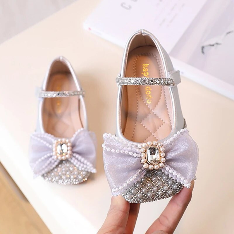 Girls Bling Mary Jane kurpes mazuļiem Flats Pearls Crystal Boat Shoes Bērniem Kāzu apavi Sliver Slip on Princess Shose 165L