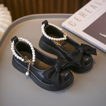 Детски модерни черни кожени обувки с панделка с перлена верижка Сладко момиче Mary Janes 2023 г. Нови детски универсални обувки за сватбено парти