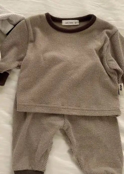 Ziemas jauns drēbju komplekts zīdaiņiem ar garām piedurknēm, biezs, silts zīdaiņu pidžamas, 2 gab., uzvalks, zēnu topi + bikses, mājas apģērbi.