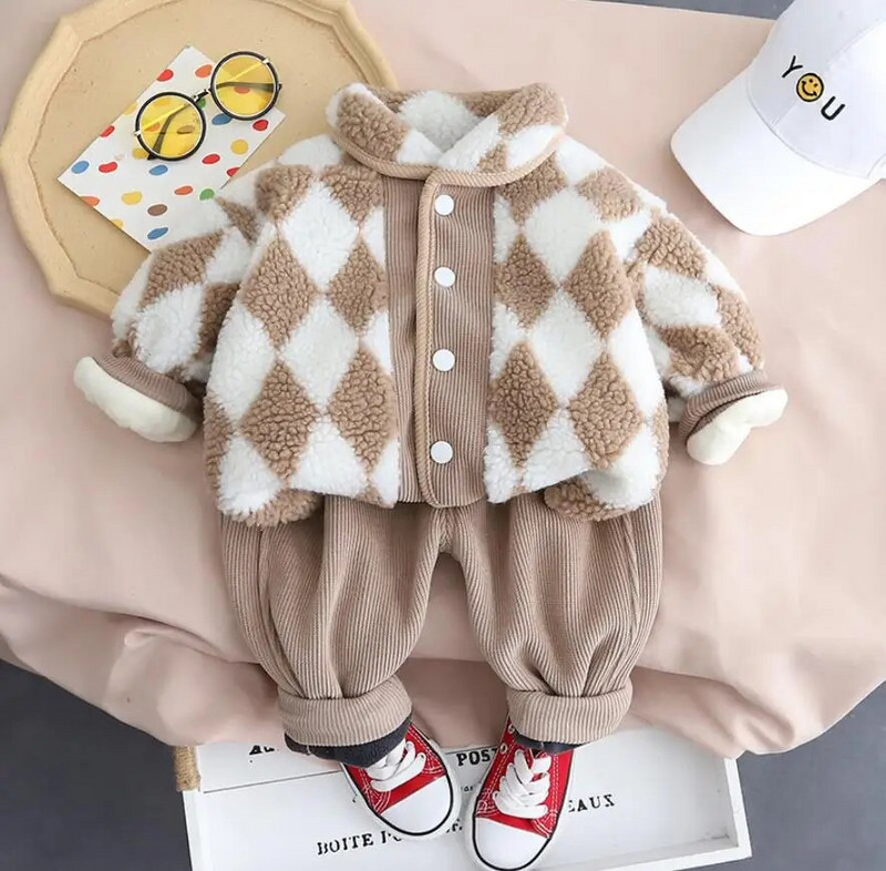 Väikelaste poiste talvised dressid Korea stiilis fliisist paksendatud parkad mantel Ülerõivad ja püksid imikute komplektid lastele beebiriided