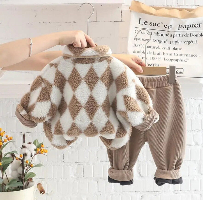 Väikelaste poiste talvised dressid Korea stiilis fliisist paksendatud parkad mantel Ülerõivad ja püksid imikute komplektid lastele beebiriided