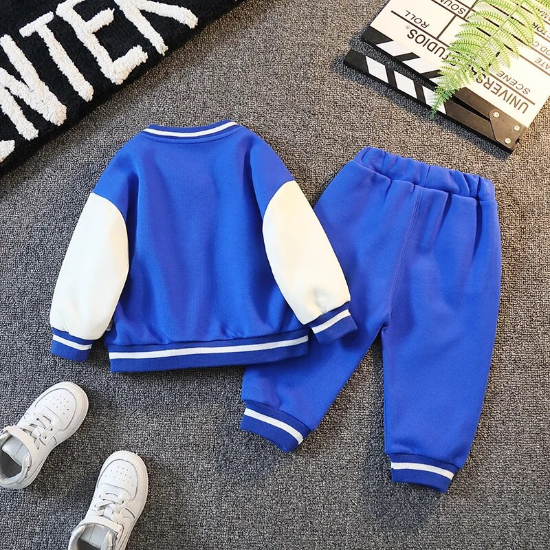 Vaikų berniukų rinkiniai Drabužiai kūdikiams nuo 12 iki 18 mėnesių Animaciniai megztiniai paltai Balti marškinėliai kelnės Vaikiški kostiumai berniukų sportiniai kostiumai