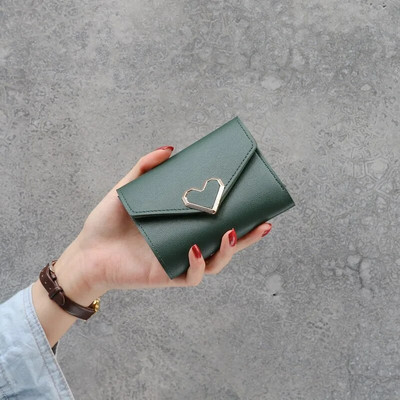 Jauni īsi ādas sieviešu somiņas, metāla sirds sprādzes, jauki maki sievietēm, liela ietilpība, šaurs, vienkāršs karšu maks