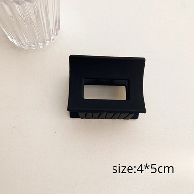 Mattmustad suured juukseküünisklambrid naistele Elegantne akrüülist juuksenõel Barrette krabi juukseklamber Peakate Juukseaksessuaarid tüdrukutele