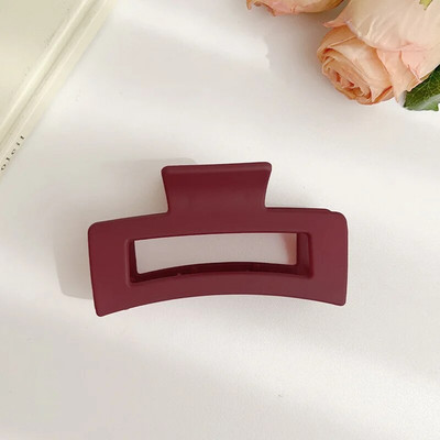 Mattmustad suured juukseküünisklambrid naistele Elegantne akrüülist juuksenõel Barrette krabi juukseklamber Peakate Juukseaksessuaarid tüdrukutele