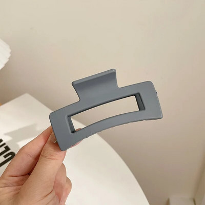 Mattmustad suured juukseküünisklambrid naistele Elegantne akrüülist juuksenõel Barrette krabi juukseklamber Peakate Juukseaksessuaarid tüdrukutele