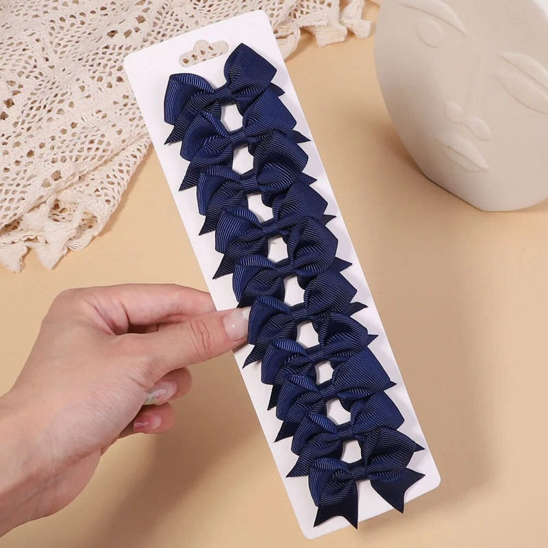 10 gab./komplektā 2,4 collas Grosgrain lentes bantes matu sprādzes bērniem meitenēm mazas piekarināmas bantes matadatas Galvassegas matu aksesuāri