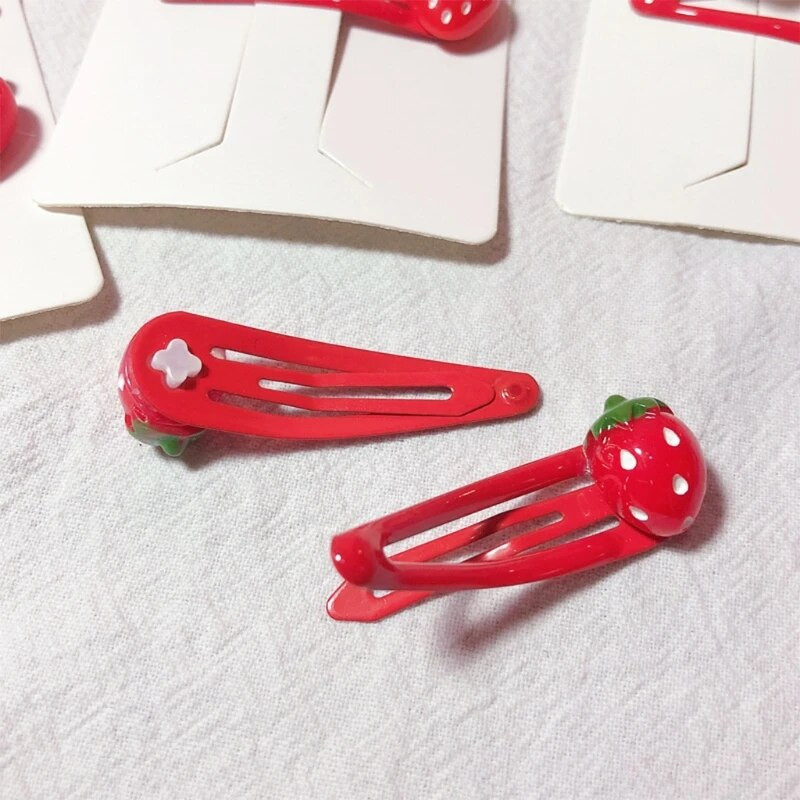 3D zemeņu matu sprādzes neslīdošas multfilmas augļu saspraudes Augļu sveķu sānu skavas Sweet Barrette aksesuāri zirgastes turētājs