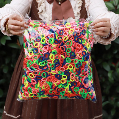 200 tk Naiste tüdrukute värvilised nailonist elastsed juuksepaelad, hobusesaba, väikesed juuksepaelad kummipaelad Scrunchie juuste aksessuaarid