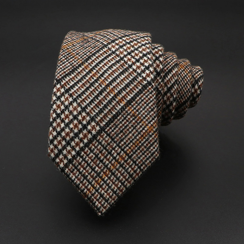 Augstas kvalitātes klasiskas svītrainas 100% vilnas kaklasaites, roku darbs