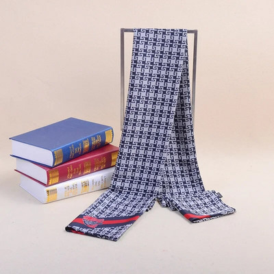 Augstas kvalitātes biznesa zīda šalle Vīriešu luksusa zīmolu dizaineru šalles ādai draudzīgi ziemas siltie šalles bišu apdrukas apvalks Bufanda