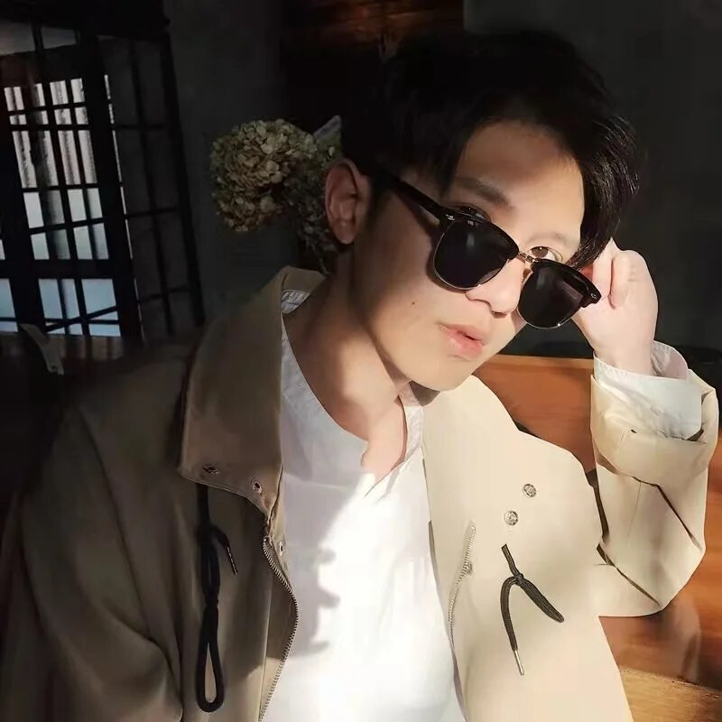 Hot Sunglasses Sievietēm Populāru zīmolu dizaineru Retro vīriešu vasaras stila saulesbrilles