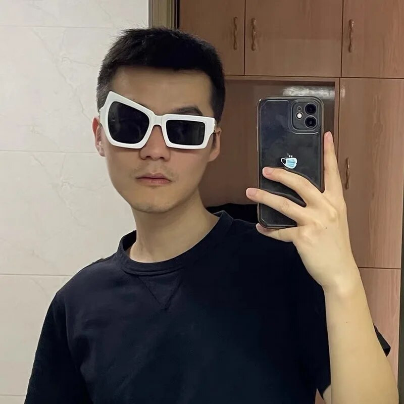 Mood Ebaregulaarsed ruudukujulised päikeseprillid Naljakas pidu Asümmeetrilised päikeseprillid Mehed Brändi Disaineri Isiksus Must Oculos De Sol