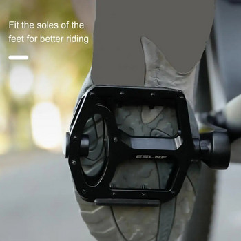 Педали за безпроблемно въртене на педалите LED светлини Педали за велосипеди Лек дизайн с висока якост, неплъзгащ се за лесен монтаж на универсален