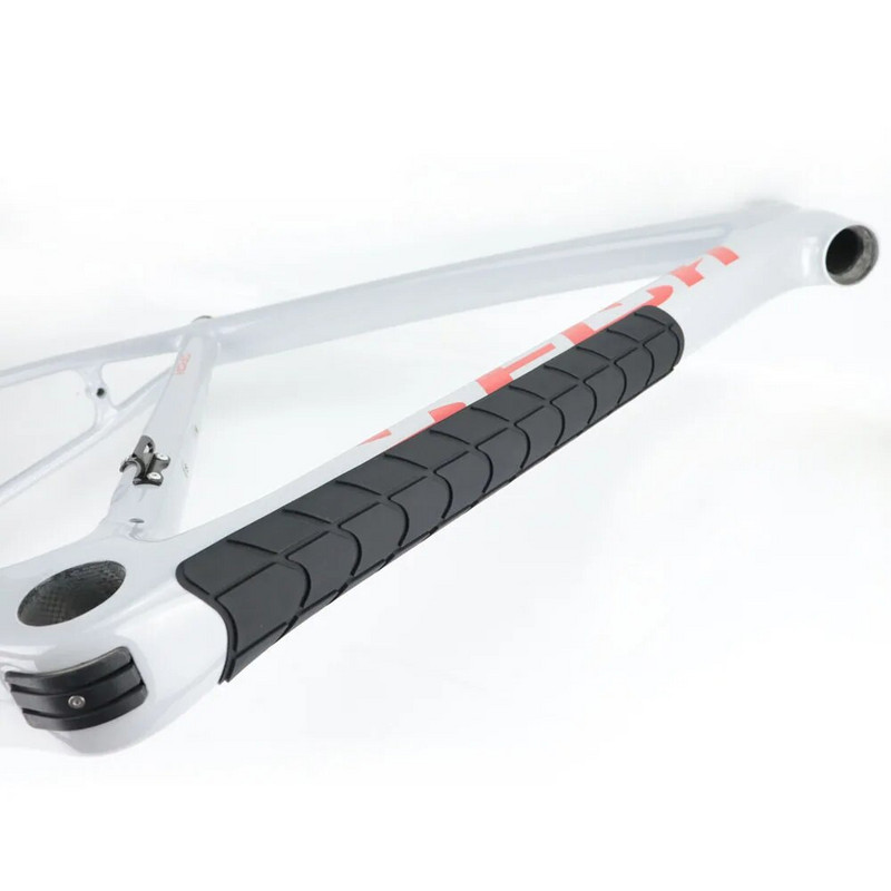 Maanteeratta kleebisraam kriimustuskindel kaitsja MTB jalgratta parima liimiga eemaldatavad kleebised libisemisvastase tõukekaitse raam 2