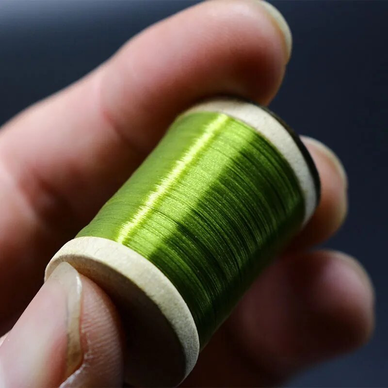 Royal Sissi kuum 75D ülipeen kõrge tõmbetugevusega kärbse sidumisniit puidust pooliga 300yds vahatatud sidumisniit Nymph Dry Wet kärbeste jaoks