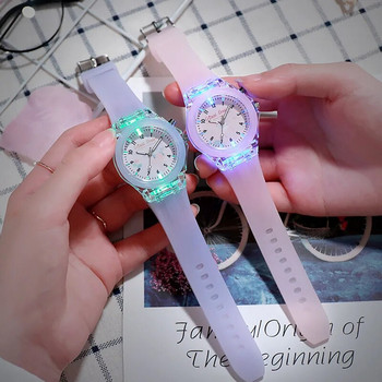 Светещи детски часовници LED цветна светкавица цифров водоустойчив за момчета момичета кварцов часовник креативен детски спортен ръчен часовник