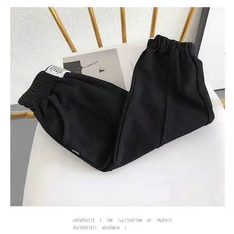 Pavasarį ir rudenį Naujos vaikiškos kelnės Vieno stiliaus berniukų ir mergaičių mados Viską atitinkančios medvilnės vaikiškos sportinės kelnės Laisvalaikio kelnės