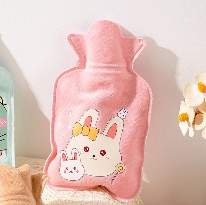 350ml Cartoon βελούδινη γέμιση ζεστού νερού σακούλες για κορίτσια Χειμερινή θερμότητα Χεριού Φορητό επαναχρησιμοποιήσιμο μπουκάλι σφράγισης ζεστού νερού με έγχυση