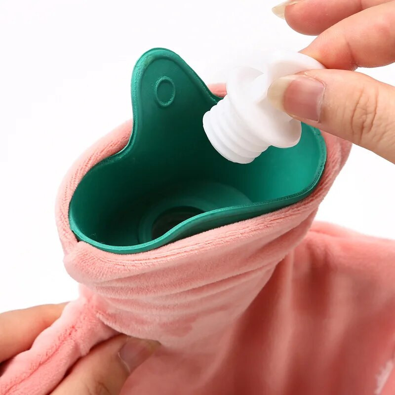 2 literes téli melegvizes palack plüss fedél vastag melegvizes táska meleg és hideg kompresszióhoz ágymelegítő kézlábak melegen tartanak kivehető