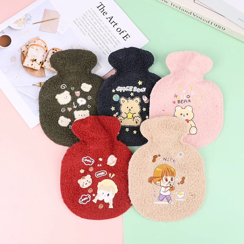 1Gb Jauka multfilma Roku Po Siltā Ūdens Pudele Mini Karstā Ūdens Pudelītes Pārnēsājamas Roku Sildītājs Meiteņu Kabatas Roku Kāju Karstā Ūdens Somas