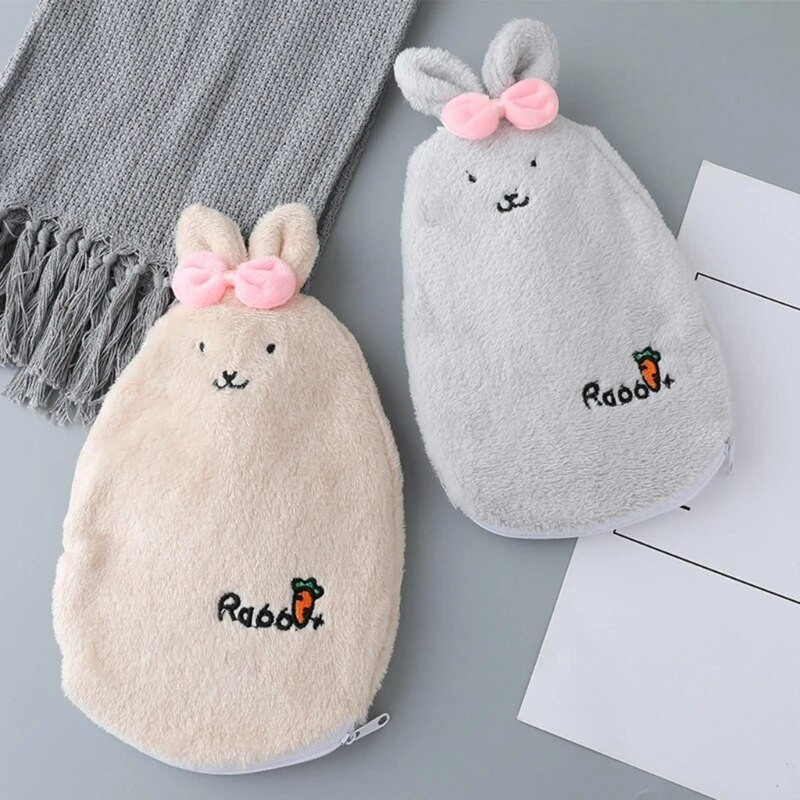 Trušu PVC stresa sāpju mazināšanas karstā ūdens pudeles maisiņš ar mīkstu, mājīgu vāku ziemas silts karstums atkārtoti lietojams roku sildītājs sievietēm