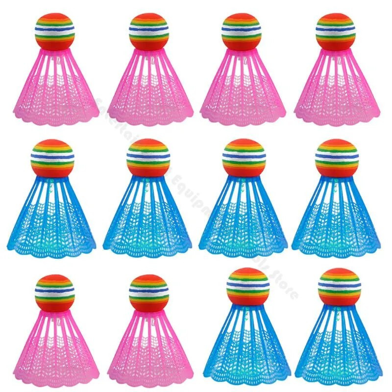 4gab LED apgaismojuma badmintona putniņi, kas spīd tumšā naktī Neilona shuttlecock varavīksnes bumbas galva, kas paredzēta iekštelpu sportam