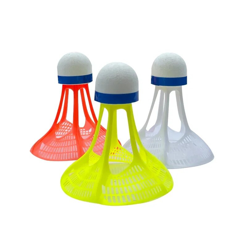 3 gab Badminton Airshuttle plastmasas neilona bumba treniņiem, izturīgi plastmasas āra badmintona kurjeri ar vēja pretestību