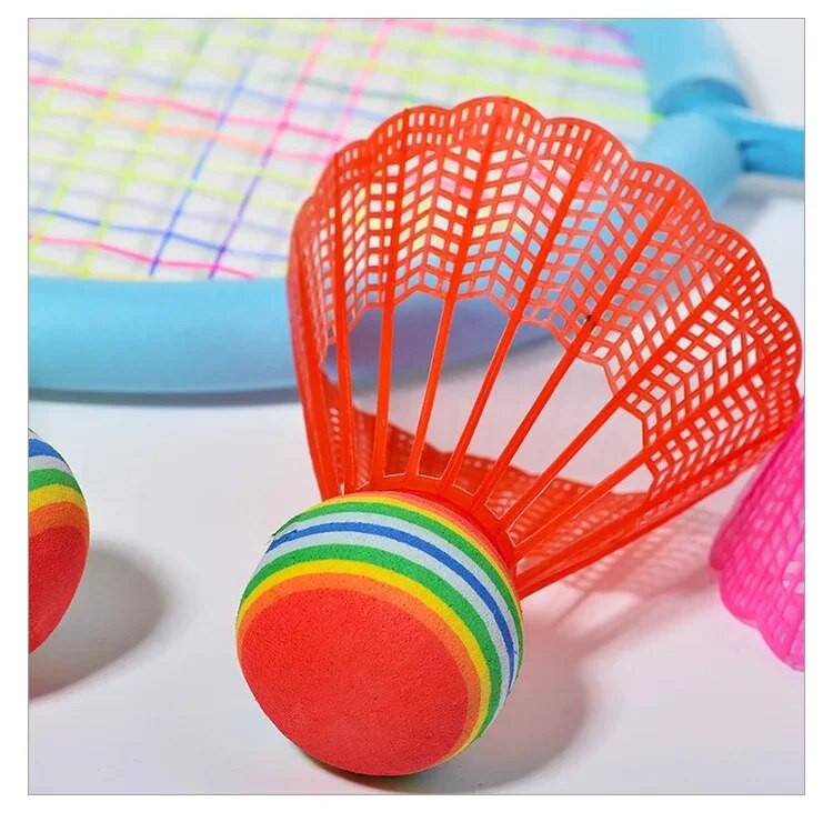6GB varavīksnes bumbiņu plastmasas spēļu badmintona izturīgi krāsaini elastīgi gaiši badmintona piederumi āra sportam